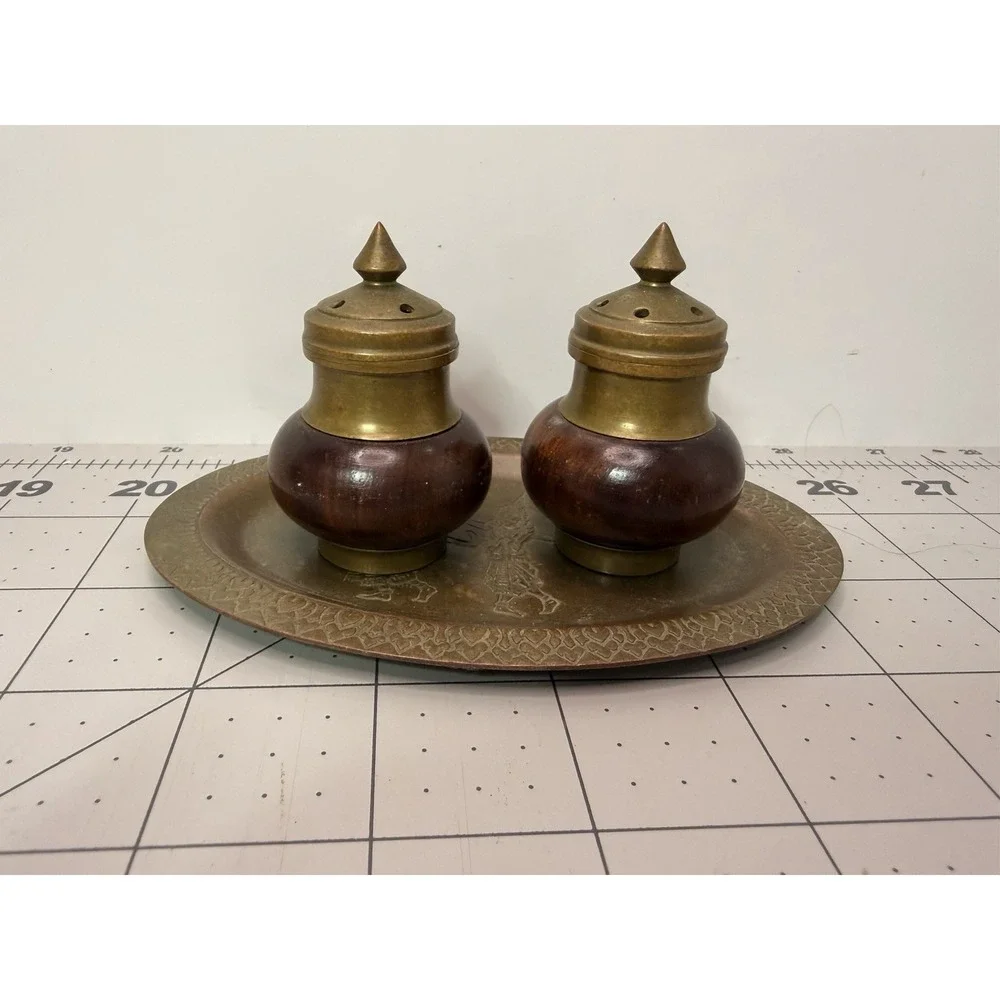 Vintage Walnut Wood & Brass Salt and Pepper Shakers Pot-Belly Asian Style w/tray